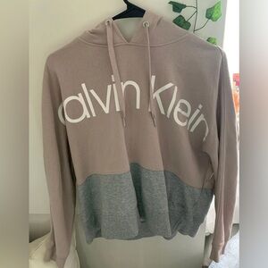 Calvin Klein pull over